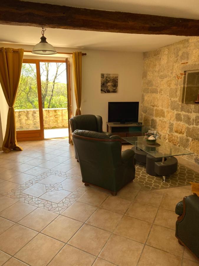 Chez Sophie - Gite Et Gite Equestre Clermont-Dessous Exterior foto
